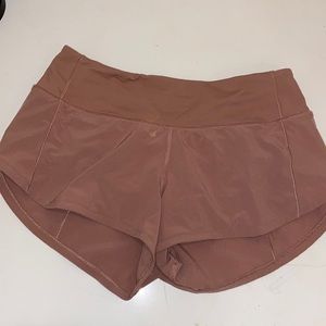 Lululemon Speed Up Short 2.5 Size 2